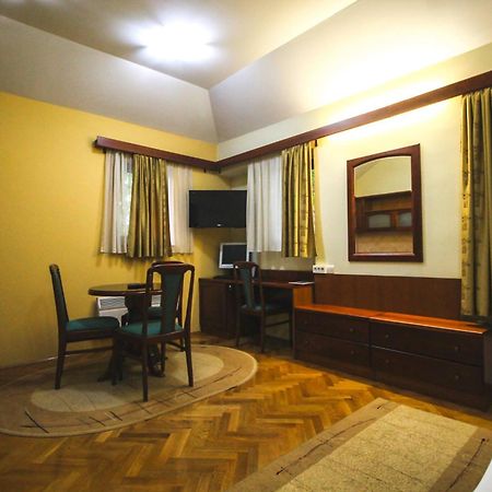 Hotel Vila Vrbas Banja Luka Luaran gambar