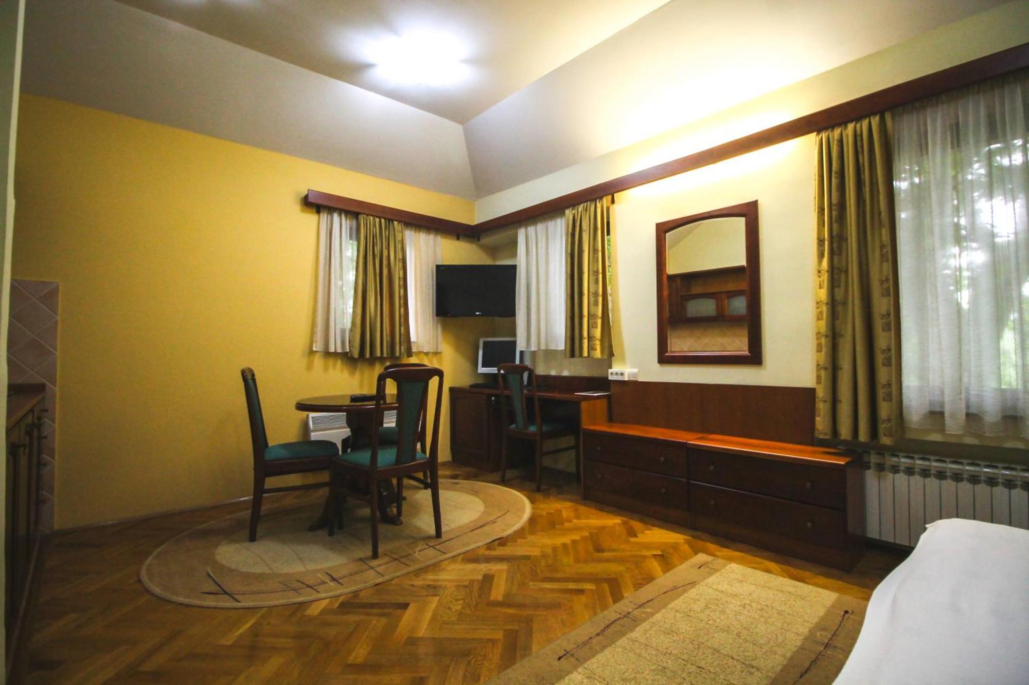 Hotel Vila Vrbas Banja Luka Luaran gambar