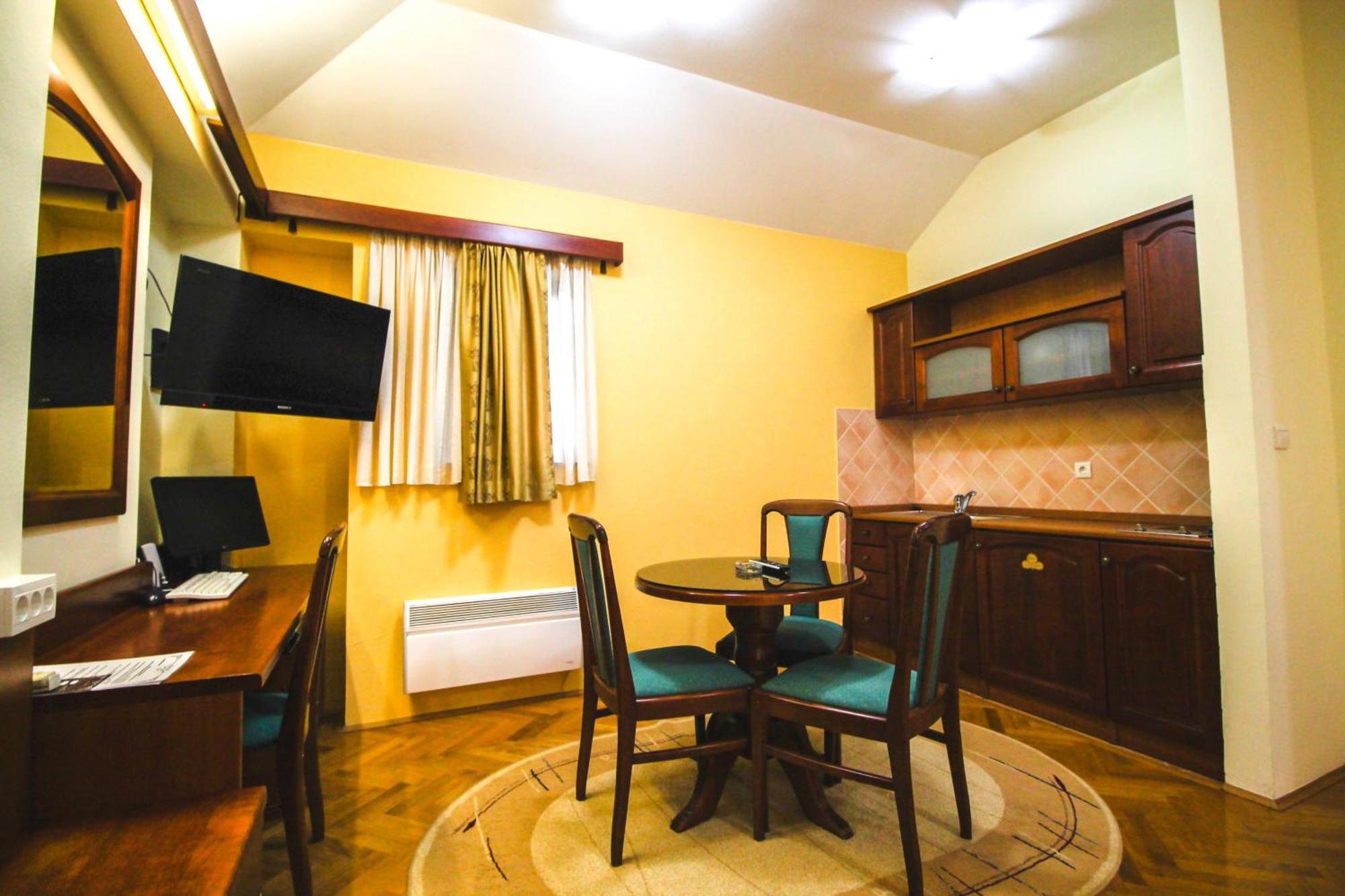 Hotel Vila Vrbas Banja Luka Luaran gambar